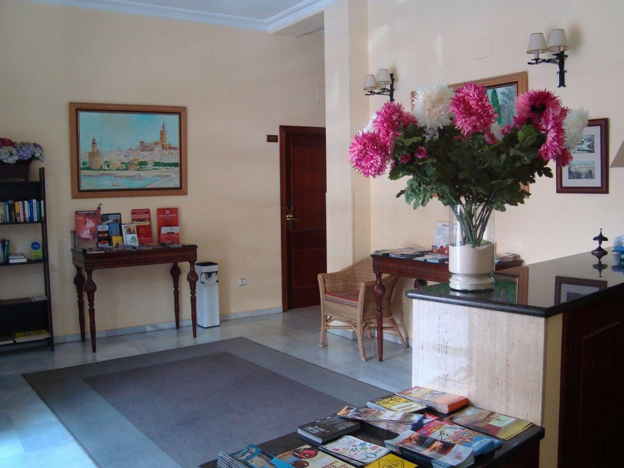 Hotel Dona Blanca Seville Exterior photo