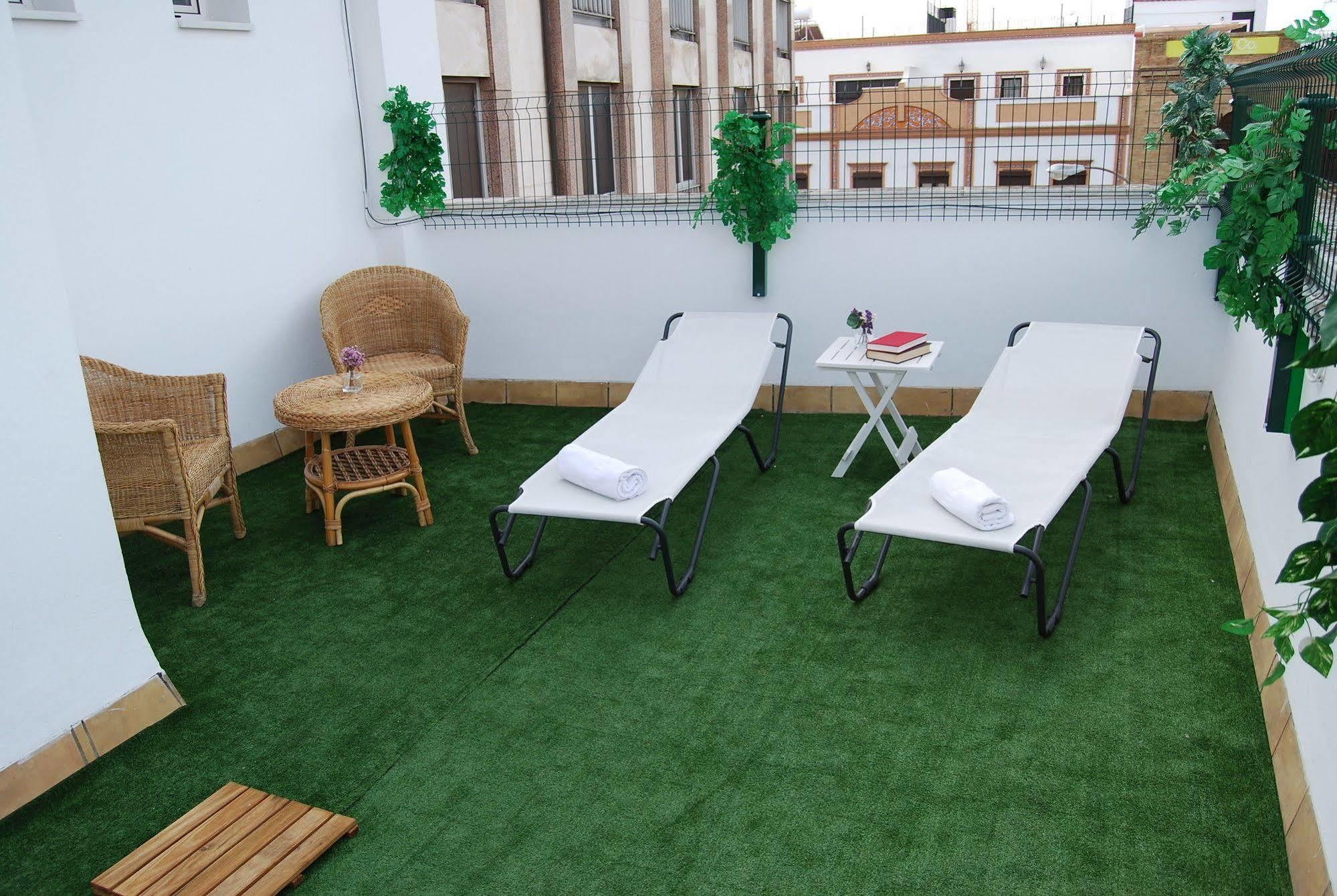 Hotel Dona Blanca Seville Exterior photo