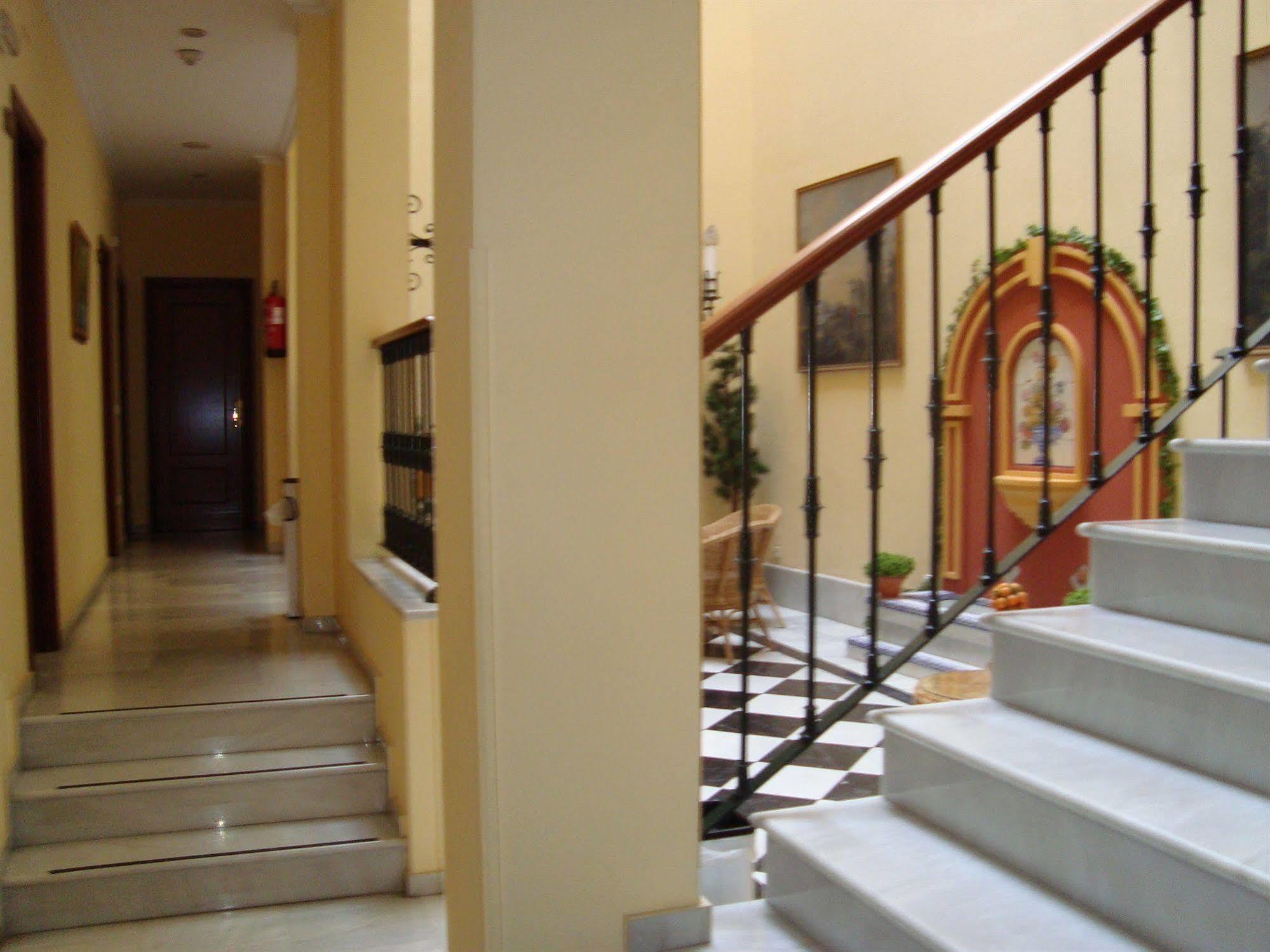 Hotel Dona Blanca Seville Exterior photo